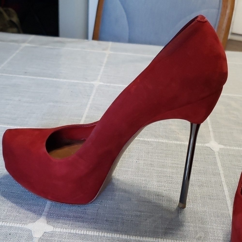 ALDO Red Stilettos Shoes, Size 39 - Picture 6 of 14